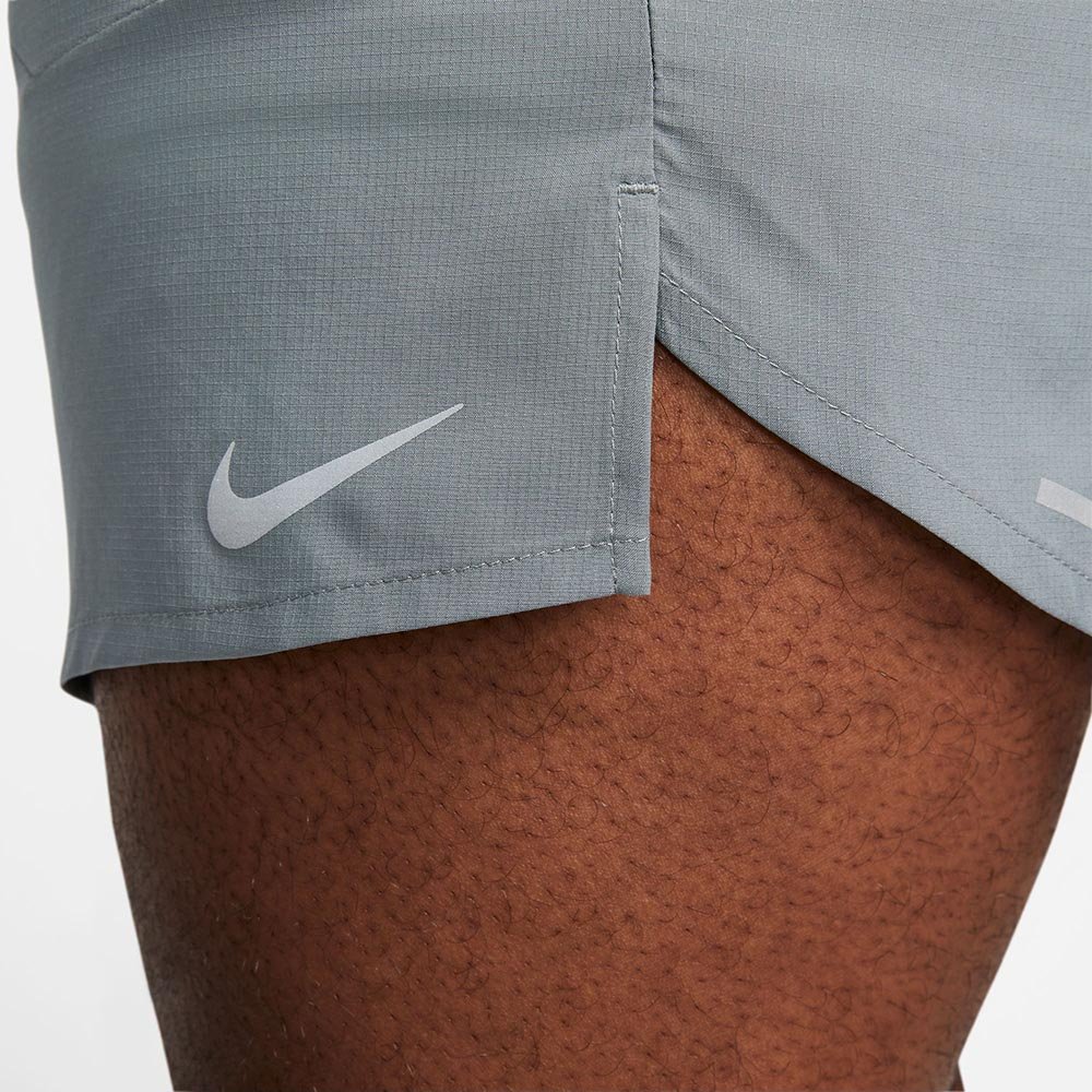 Nike Dri-FIT Stride M Shorts Gray