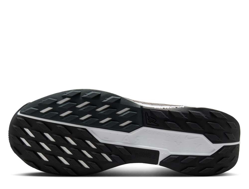 Nike ReactX Pegasus Trail 5 M Shoes Black and White