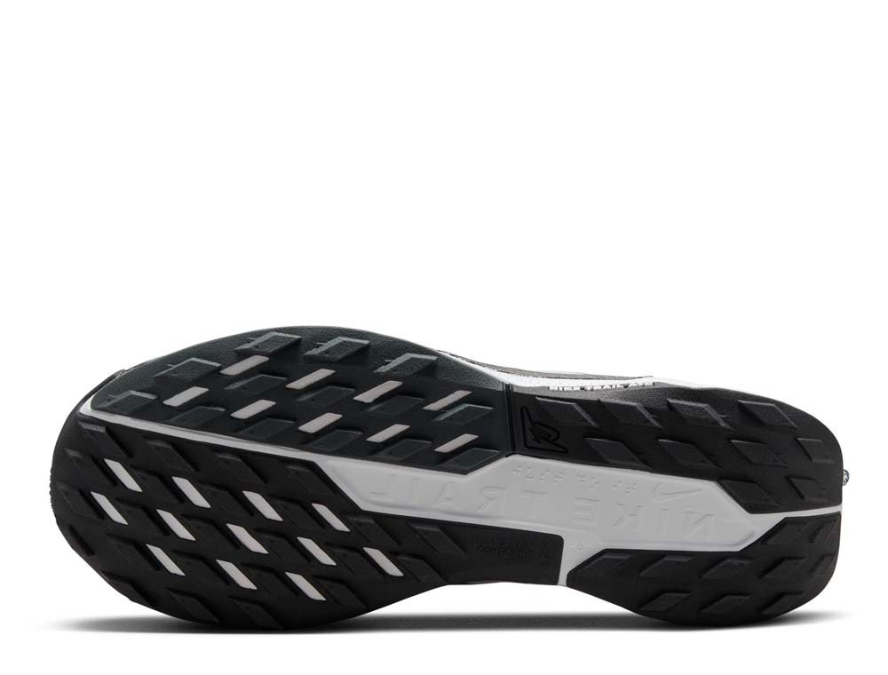 Pantofi Nike ReactX Pegasus Trail 5 W alb-negru