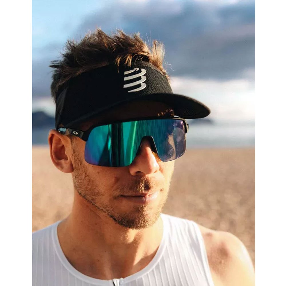 Compressport Ultralight Visor U Alb-negru