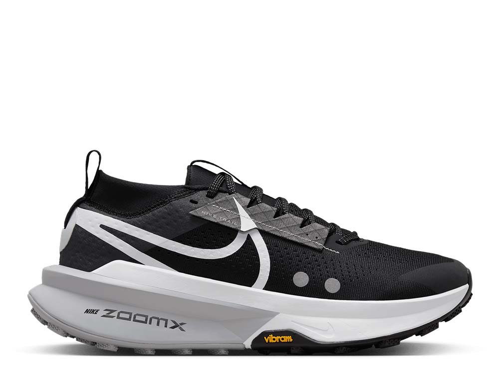 Nike Zegama Trail 2 M Black and White Shoes