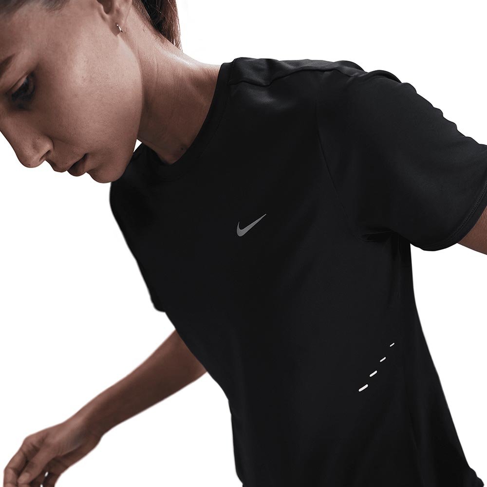 Tricou negru Nike Swift W