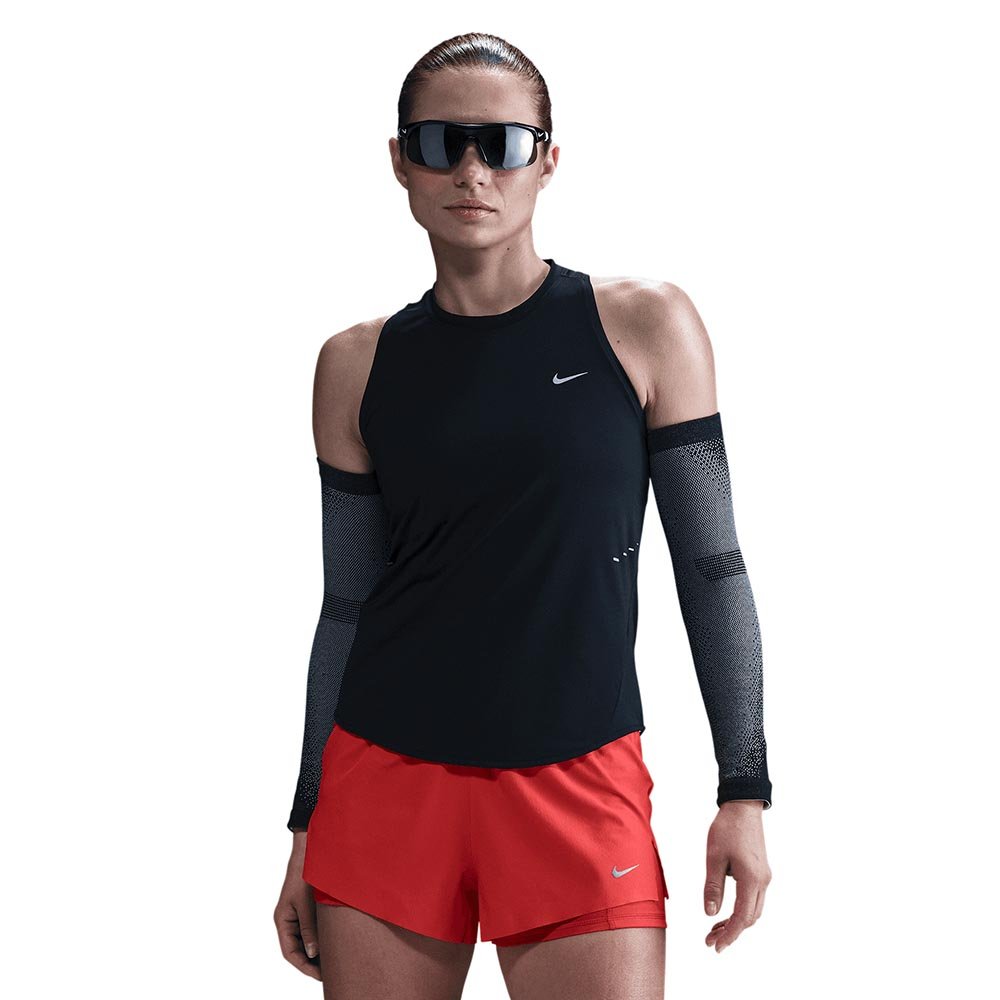 Tricou negru Nike Swift W