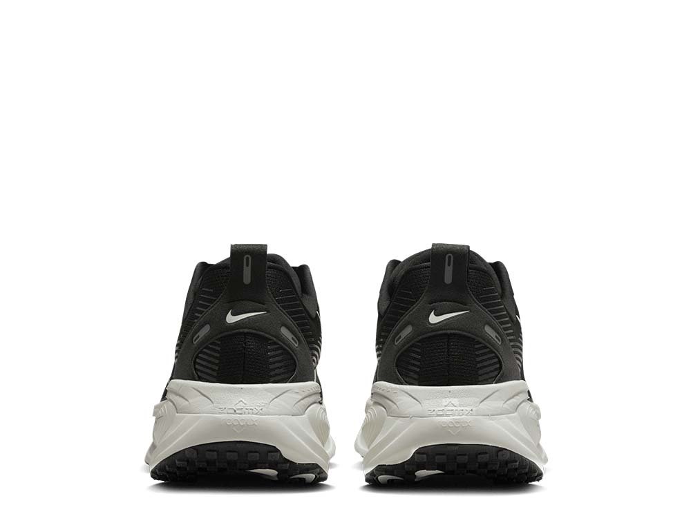 Buty Nike Vomero 18 M Czarno-Białe