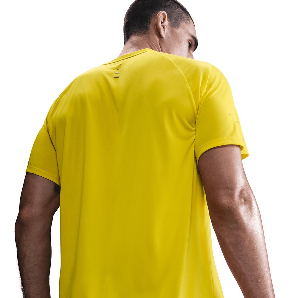 Nike Stride M Yellow T-shirt