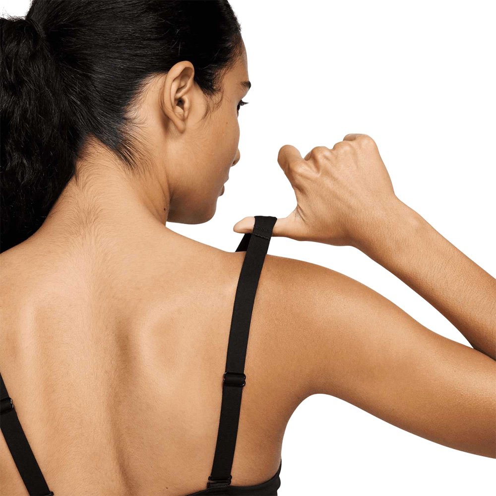 Nike Pro Indy Plunge