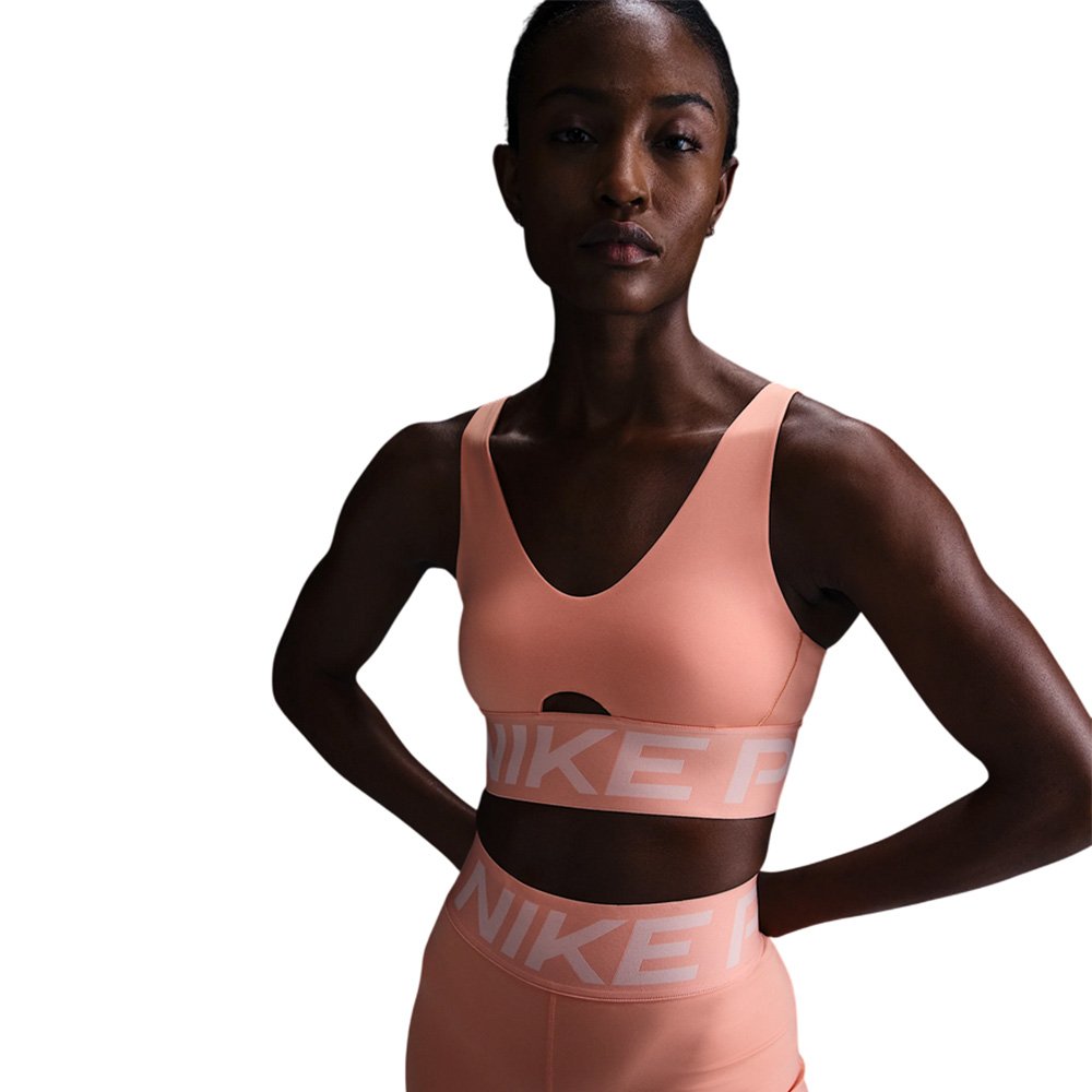 Nike Pro Indy Plunge