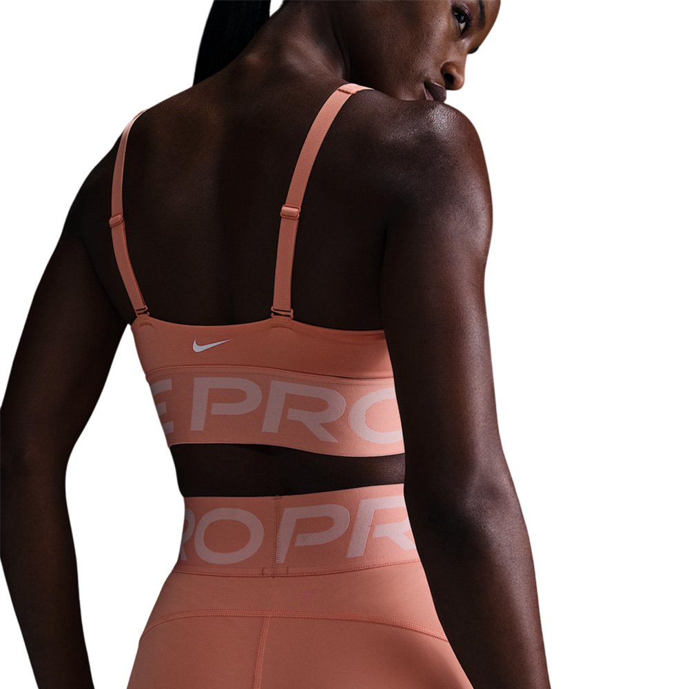 Nike Pro Indy Plunge