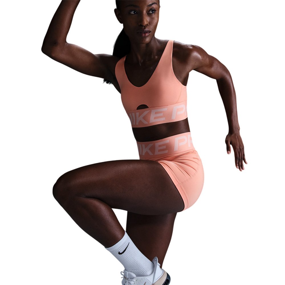 Nike Pro Indy Plunge