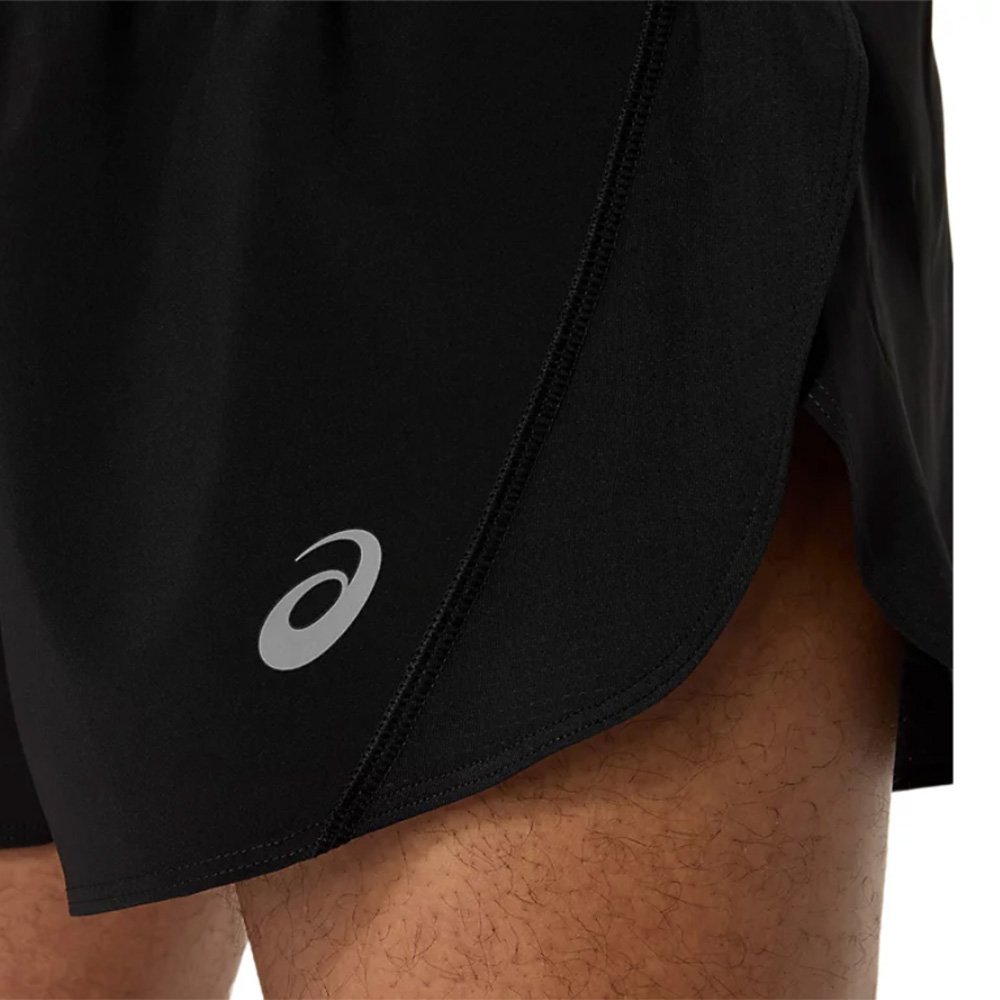 Pantaloni scurți Asics Core Split M, negri