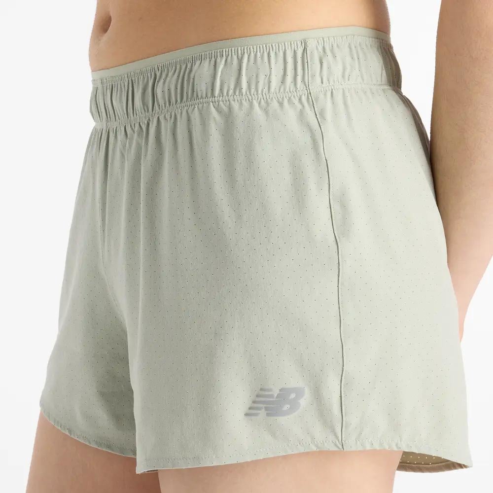 Pantaloni scurți New Balance RC Short 3 W verde deschis