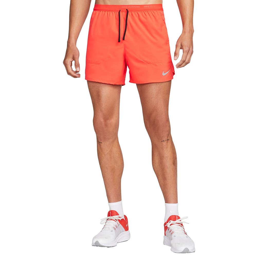 Nike Dri-FIT Stride M Red Shorts
