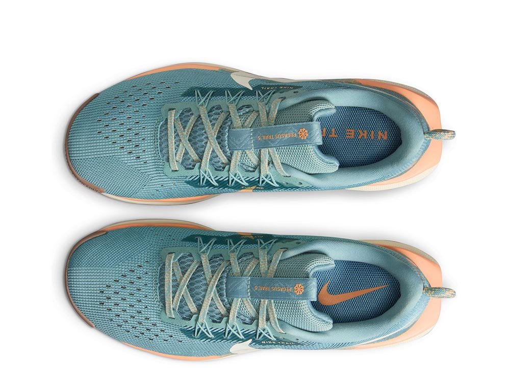 Pantofi sport Nike ReactX Pegasus Trail 5 pentru femei, albaștri și albi