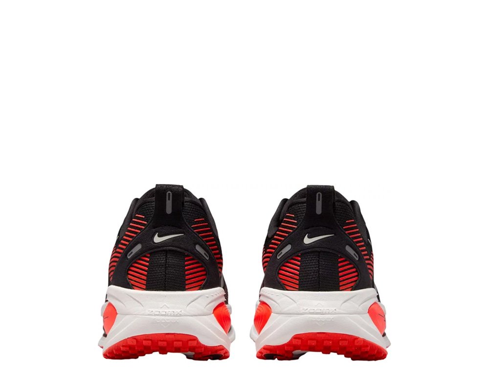 Nike Vomero 18 M Shoes Black and Red