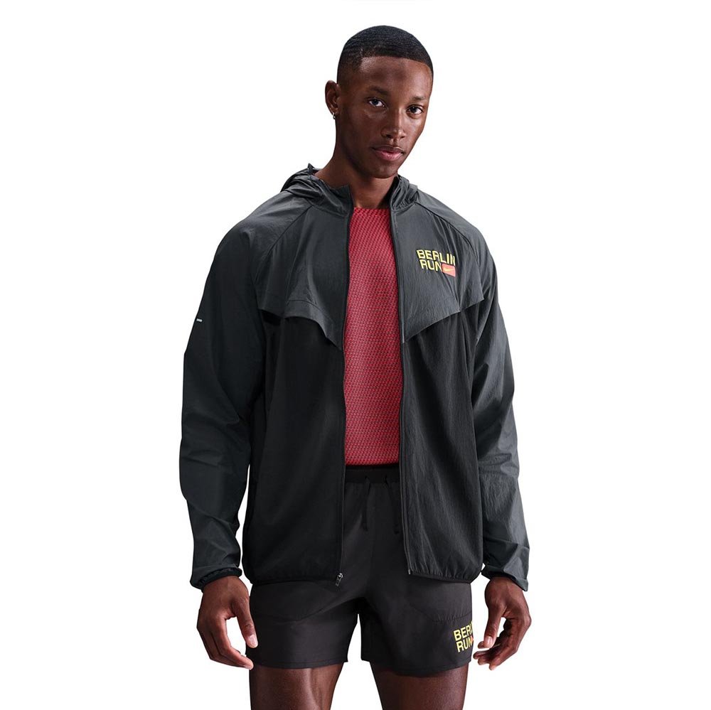 Nike Stride City Marathon Jacket M Black