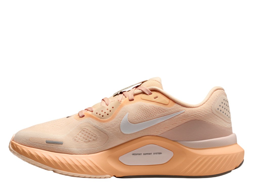 Nike Structure 26 W Light Orange Shoes