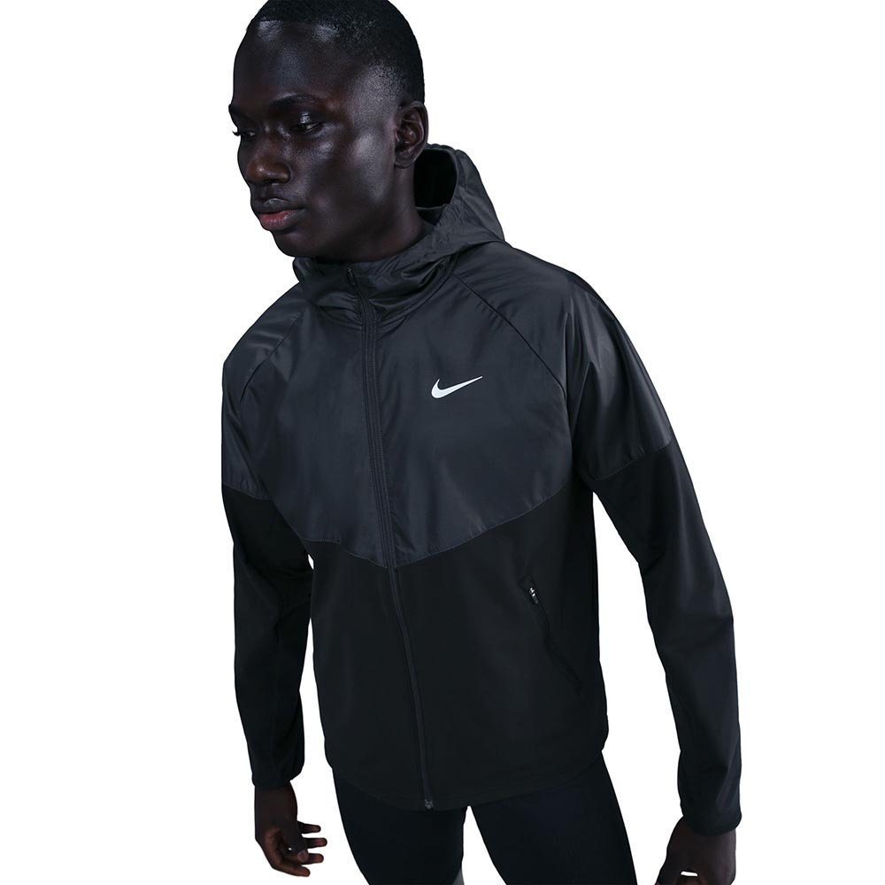 Kurtka Nike Repel Winterized Miler Jacket M Czarna