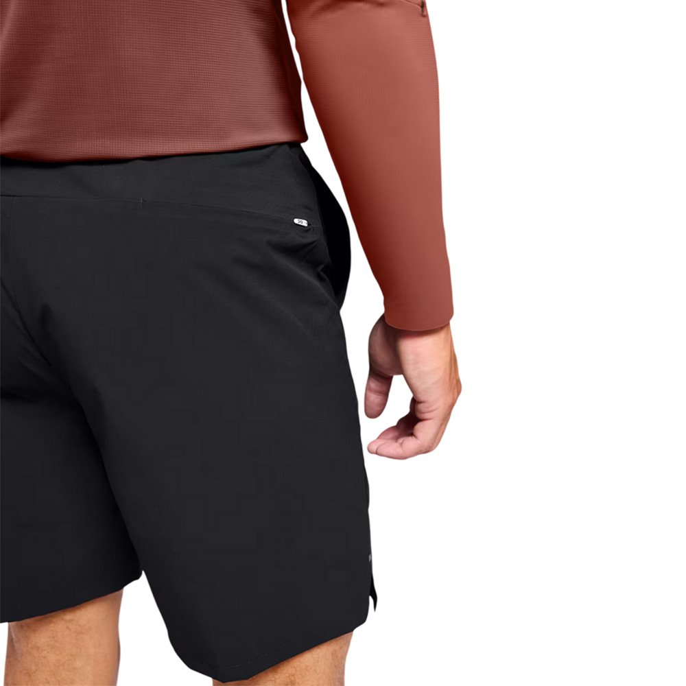 On Performance Hybrid Short M Black