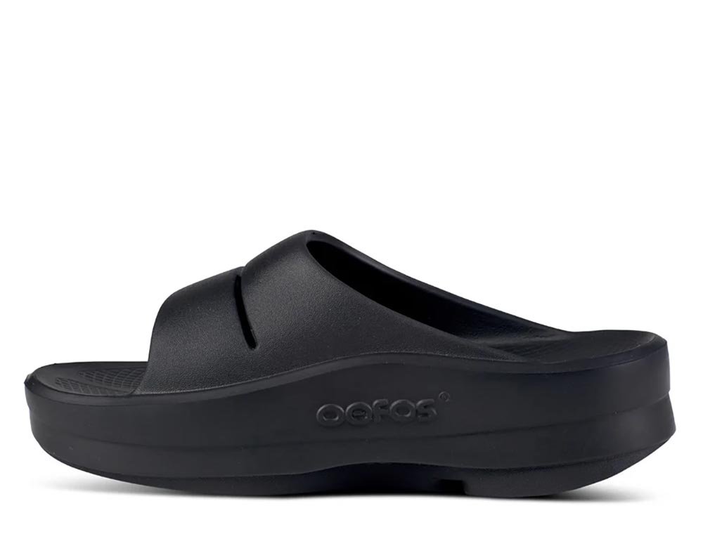 Klapki OOFOS OOAHH Black Matte U Czarne