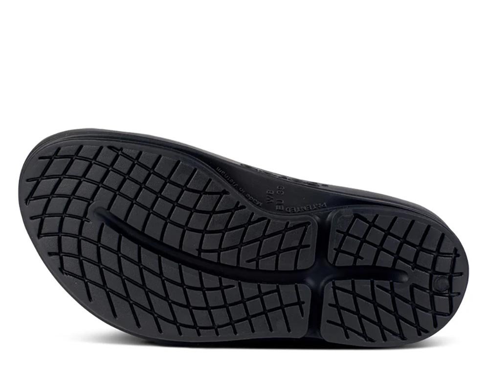 Klapki OOFOS OOAHH Black Matte U Czarne