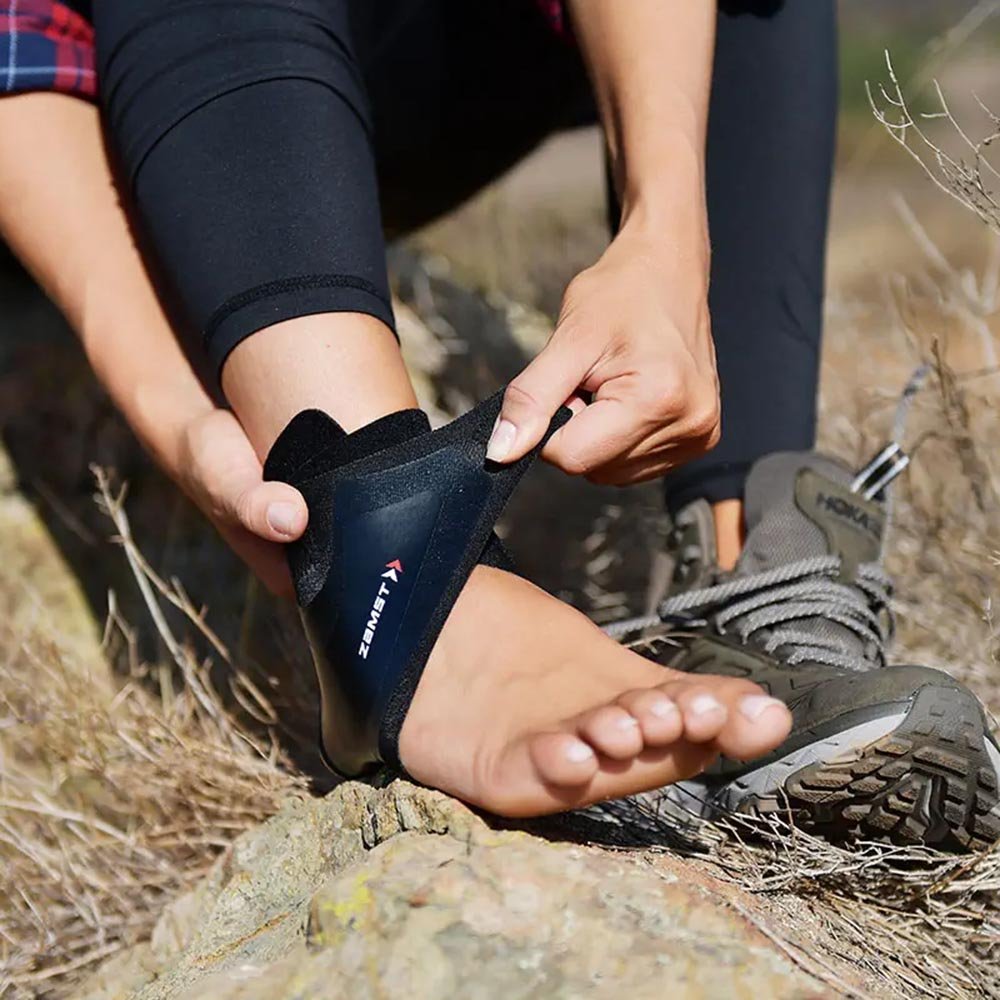 Stabilizator stawu skokowego Zamst Filmista Ankle Right - PRAWY