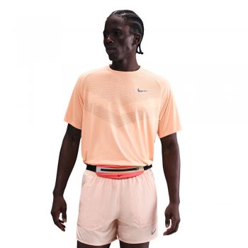 nike stride m salmon t-shirt